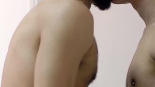 Jock homo Jonas Matt strokes dick while barebacked by Felipe