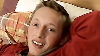 Twink Veso tugs his dick solo after showcasing his feet