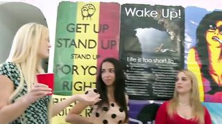 Young college girls pussy licked after naked working out