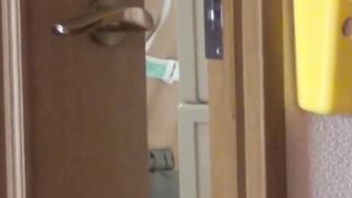 Secret tape of a hot Japanese babe playing with herself