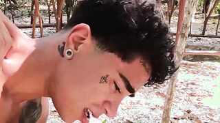 Handsome jock Robert barebacks inked Latino Cain Gomez