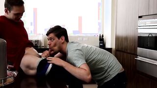 Hot hunks Michael Del Ray and Jackson Traynor fucking hard