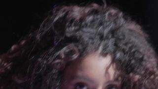 Flexible ebony muse painted her hot body