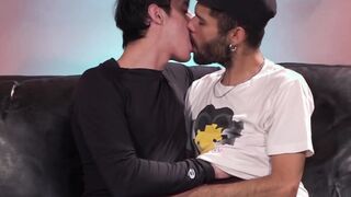 Hardcore anal slut cums while riding bareback big cock