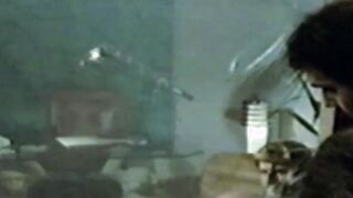 Man with muscles cum while being watched in vintage clip
