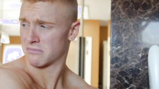 Muscular hunk Alex Tanner shares bigcock with stepbro Justin Matthews