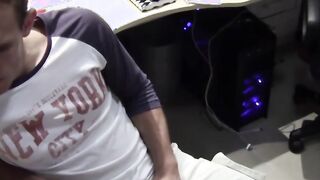 Young solo amateur masturbates hairy cock in reality video