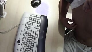 Young solo amateur masturbates hairy cock in reality video