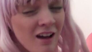 Fake nerd producer tricks a cutie into fucking with him