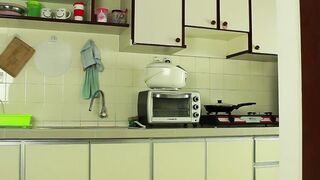 Quarantine Games At Home - Julia Vearth & Alex Vearth two