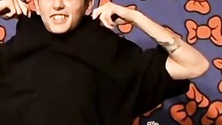 Petite foot lover twink Wiley solo masturbates on cam