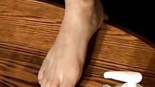Petite foot lover twink Wiley solo masturbates on cam