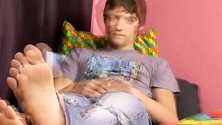 Cute teen brunette twink polishing his pole for you