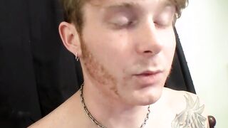 Straight thug Billy Da Kidd smokes a cigar and wanks off his cock