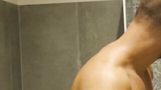 Bubble butt boy ass stretched by throbbing cock bearded hunk