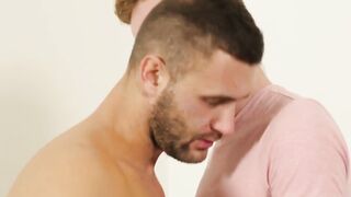 Bubble butt boy ass stretched by throbbing cock bearded hunk