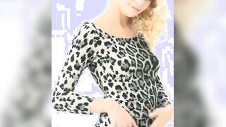 Blonde Eurobabe Vanessa Albright hot dildo drilling play