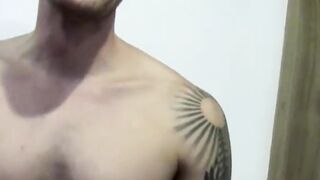 Big dick tattooed amateur jocks suck each others big cocks
