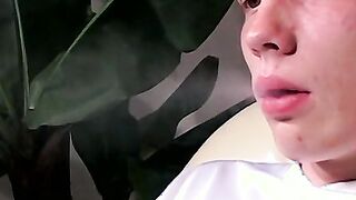 Twink who smokes cigarettesÂ takes it right to his ass