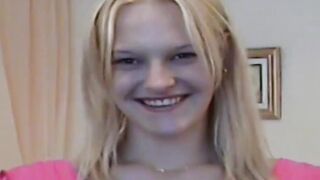 Blondie thinks she is there for an audition but its a trick