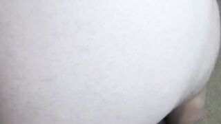 My boyfriend bareback fucks me until he cums all over my ass