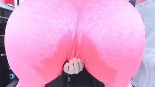 Bubble Butt PAWG Soccer Mom Soaks Yoga Pants In Squirt