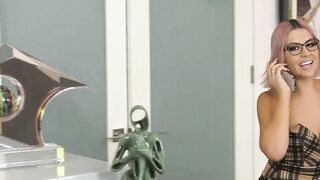 Cute Tatted Blonde In Glasses Luna Legend Sucks A Big Black Dick