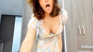 Indian MILF With Big Tits Loves To Cum