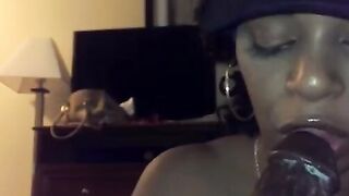 Late Night Hookup For a Deep Dick Sucking Session