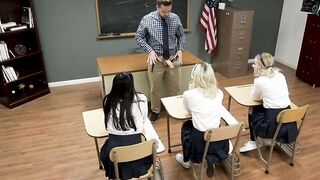 College teens wants to see their teachers big cock