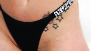 Busty MILF with big ass Leila Larocco pussy plays solo