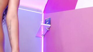 Cam Hispanic 001 4L150N M00N 2020-08-01