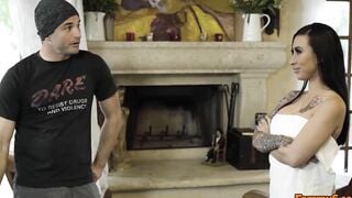 Nathan comes onto her masturbating stepmom Lily