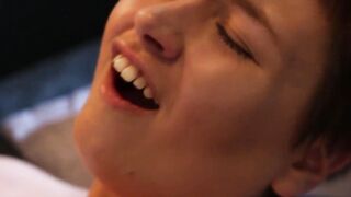 Yanks Sexy Joy Orgasming