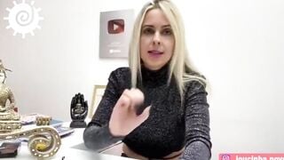 Vou te dar four dicas pra você não gozar rápido com a gata. Instagram @joycinha novo