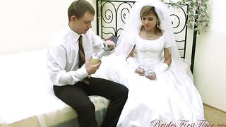 Sweet Amateur Bride teenie Wedding first fucking