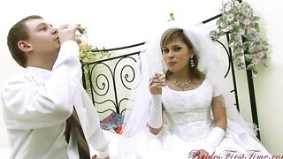 Sweet Amateur Bride teenie Wedding first fucking