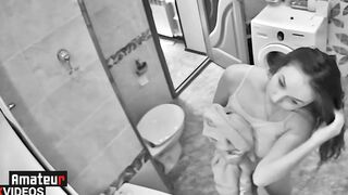 Хакеры взломали домашнюю камеру русской пары