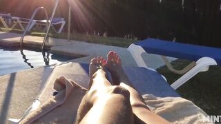 Talia Mint Pool  n Closeup Solo Masturbation
