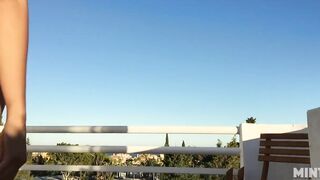 Talia Mint Pool  n Closeup Solo Masturbation