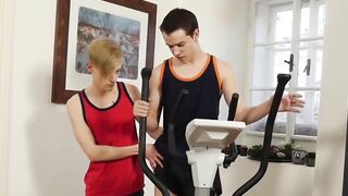 Hung twink Vitali Kutcher sucked off before bareback fuck
