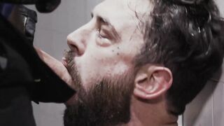 Tatted hunk Drew Sebastian throatfucks Bearded Alpha Wolfe