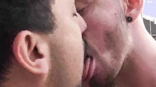 Latino amateur seduced into receiving raw cock in his ass Hoe 2