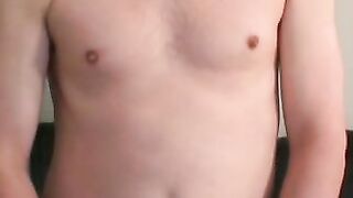 Dude with glasses loves to show off and jerk off on camera