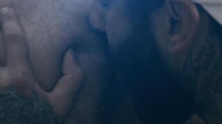 Bearded Inked Markus Kage cums inside chubby Beaus ass
