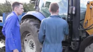 Real amateur twinks banging on a countryside haystack