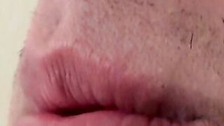 Chainsmoker Leo McArthur jerks off wildly til he cums