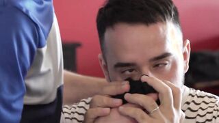 His weird obsession with underwears kinda turn me on