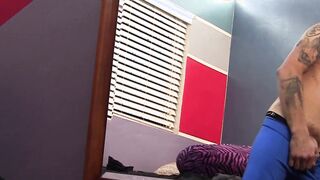 Tattooed amateur jerks off and cums while touching his balls