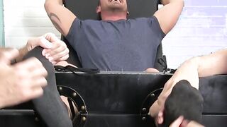Muscle jock stripped down for a tour of the tickle machine